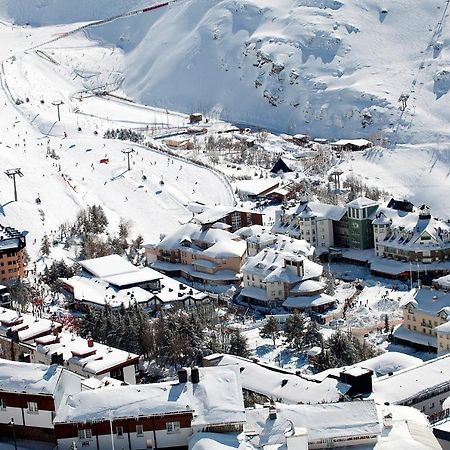 Apartamentos Sierra Nevada Pie De Pistas 3000 المظهر الخارجي الصورة